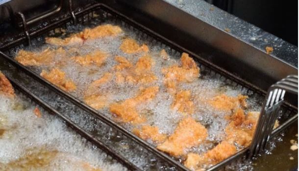 Everyone’s favourite guilty pleasure: Where to get the best fried chicken in Singapore?
